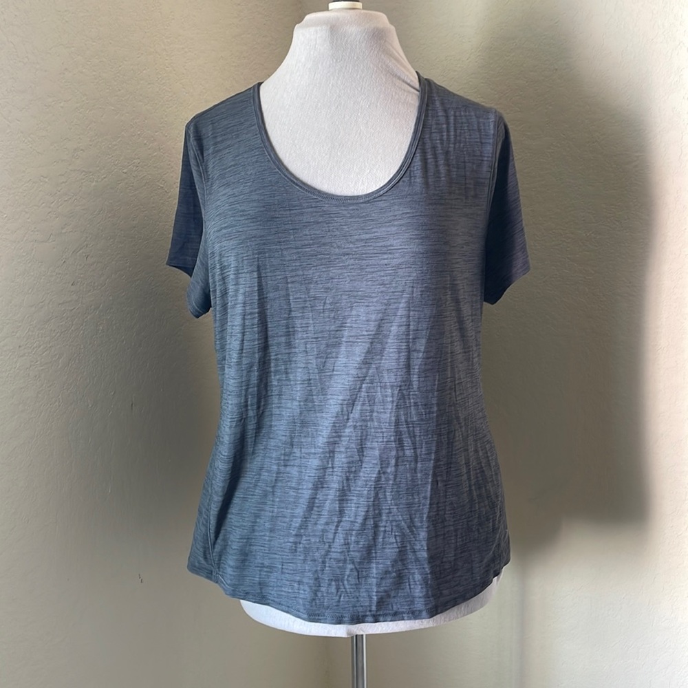 Old Navy Active mesh back shirt XL